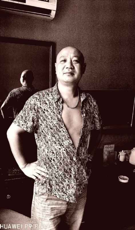 该谁是谁的第一张照片--衢州父母相亲团